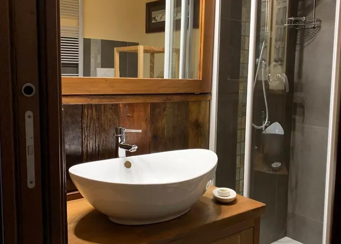 Apartment Monte Emilius Alloggio Ad Uso Turistico Vda Saint Christophe N 0002 Saint-Christophe