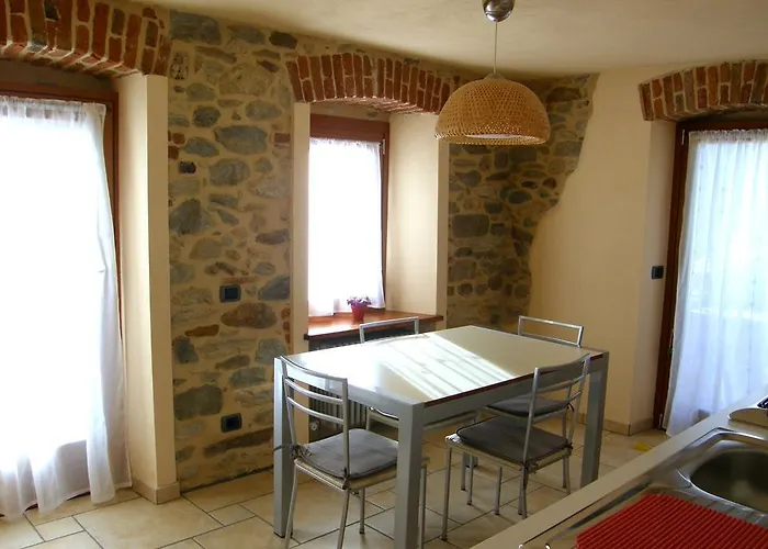 Monte Emilius Alloggio Ad Uso Turistico Vda Saint Christophe N 0002 Apartment Saint-Christophe